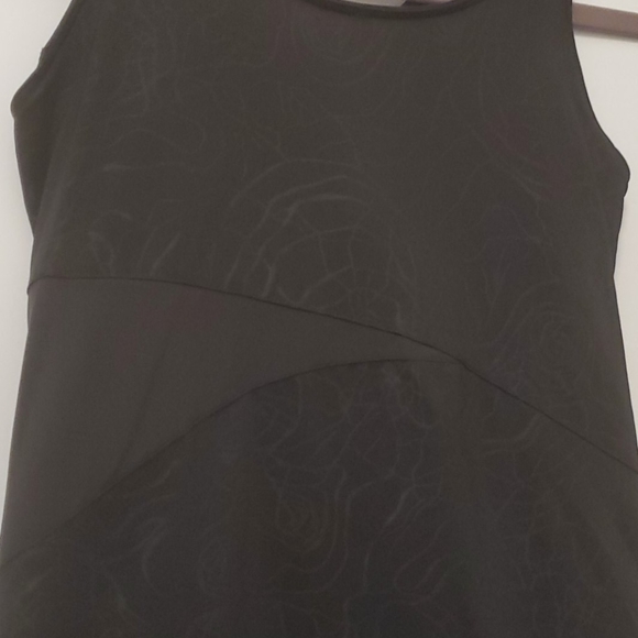 Reebok workout top - Picture 3 of 6